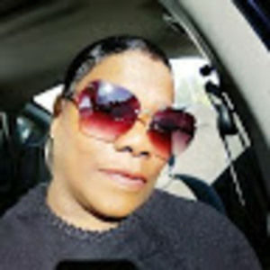 Meet your Posher, Lynnell